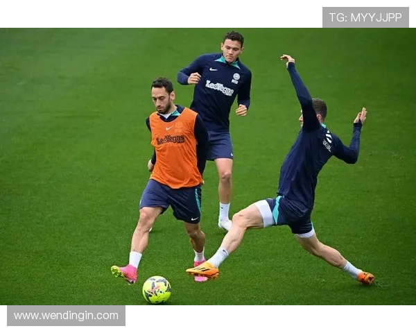 问鼎PG必看:掌握这些关键技巧助你在PG游戏中稳坐冠军宝座的实用建议 问鼎PG必看:掌握这些关键技巧助你在PG游戏中稳坐冠军宝座的实用建议